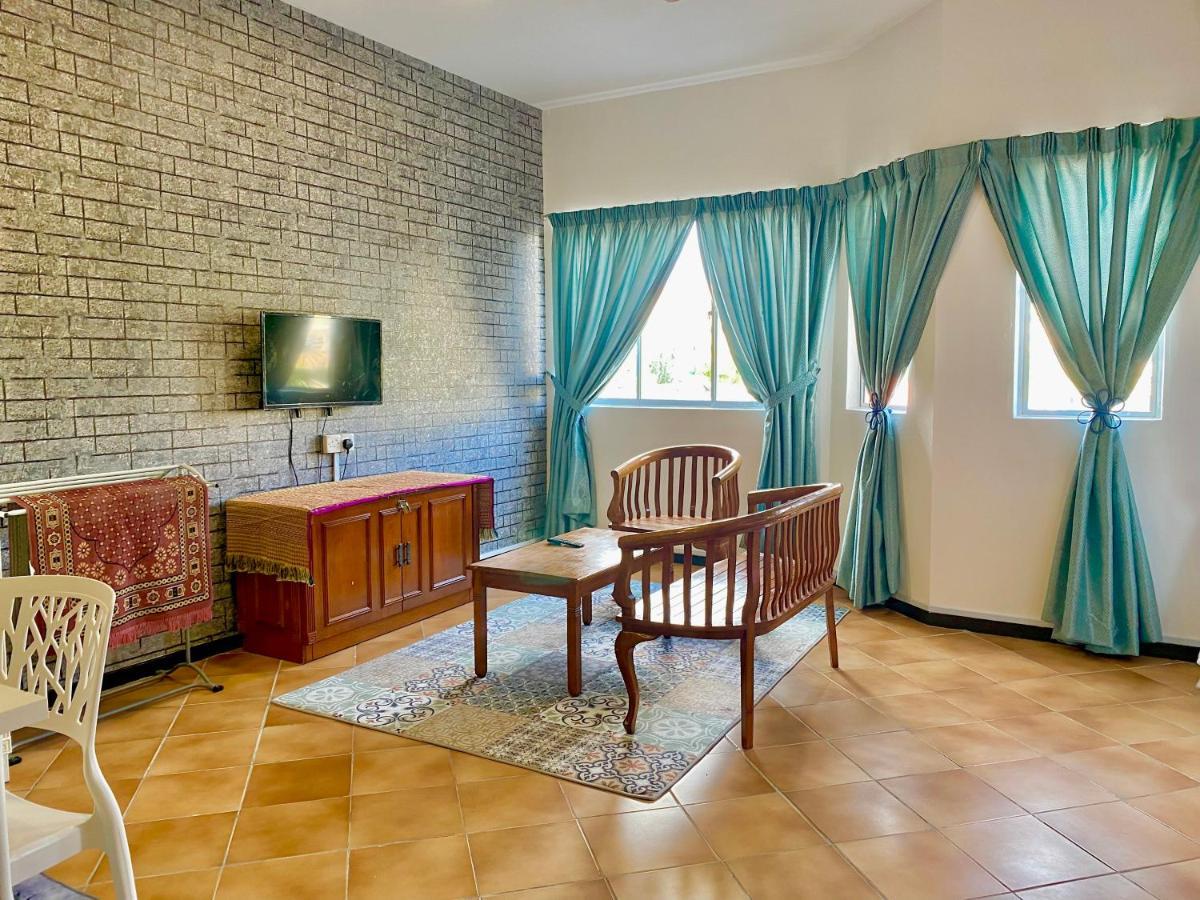 Rumahchantiqq At Tiara Bay Apartment , Port Dickson Ngoại thất bức ảnh